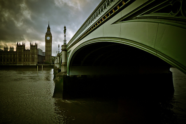 Westminster Bridge by Ian Horne
