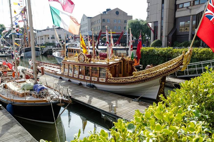 Gloriana by Francesco Camardo