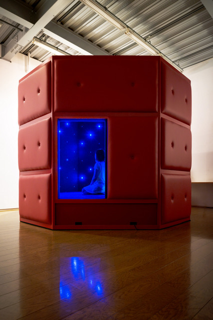 Tatsuo Miyajima, Life Palace (Tea Room), 2013, Photo by Nobutada Omote. Courtesy the artist and Lisson Gallery