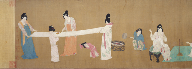 Court Ladies Preparing Newly Woven Silk(Detail) 
Possibly Emperor Huizong 
Early 12th century
Photograph © 2013 Museum of Fine Arts, Boston
