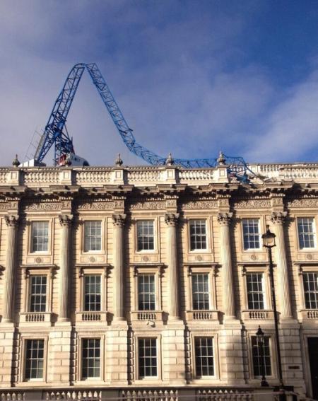 Collapsed crane on the Cabinet Office / photo by Political Pictures