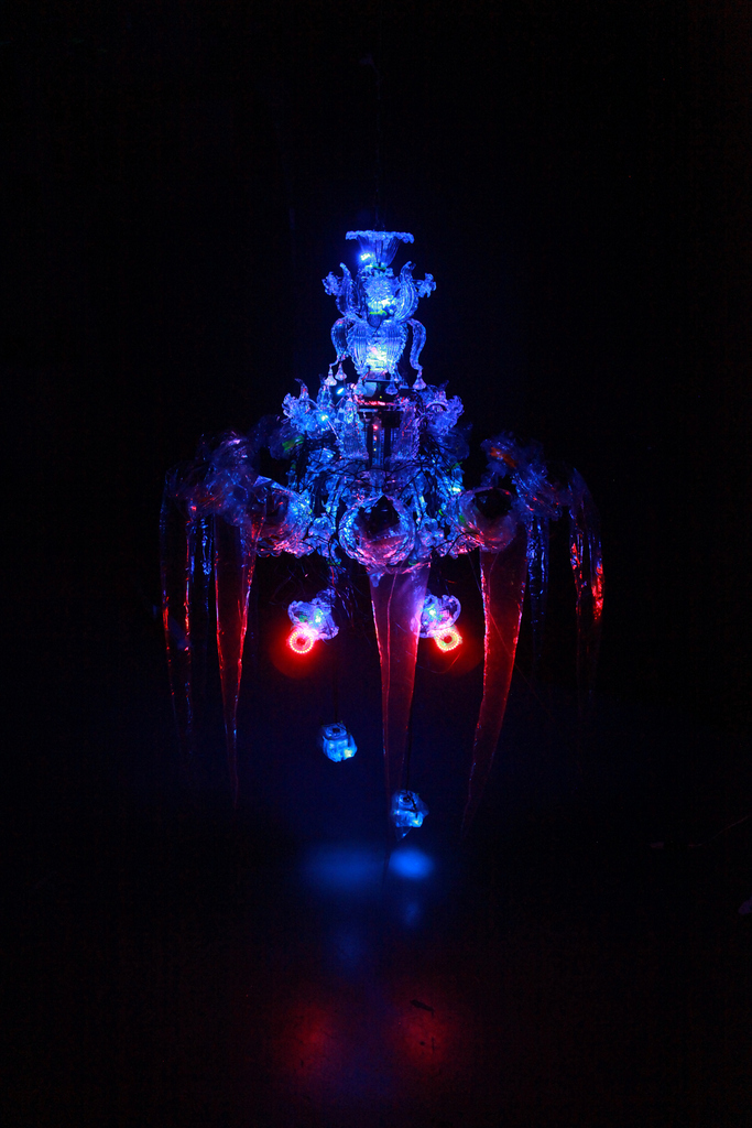 GLASSTRESS: White Light White Heat - Shih Chieh Huang, Seductive Evolution of Animated Illumination, 2013. Courtesy of the artist