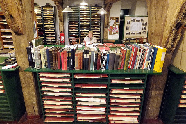 Rotherhithe Picture Research Library by Andrew Smith via Flickr