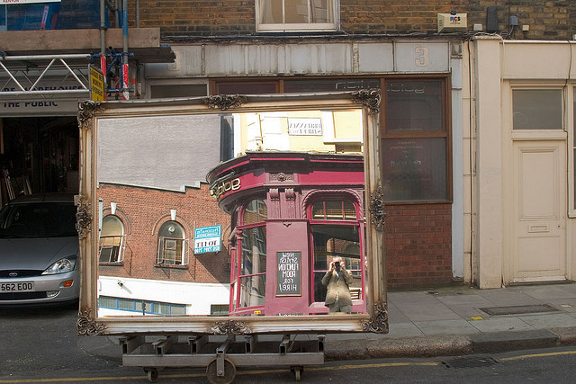 Look at what you can find on the road, by Gareth on Flickr