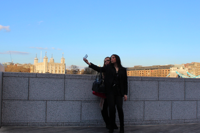 Along the Queen’s Walk, by Maggie Jones on Flickr 