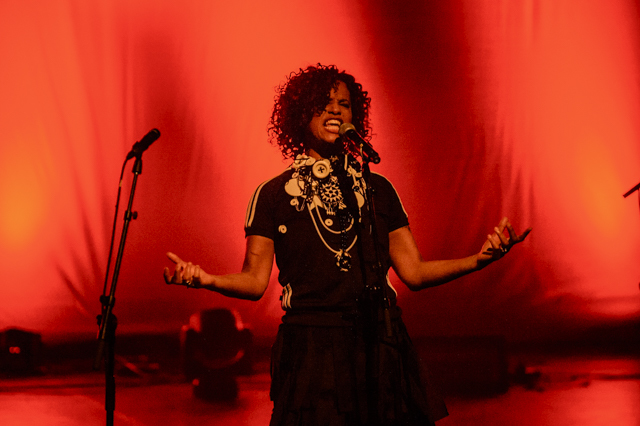 A fiery set from Neneh Cherry. Photo by Jose Farinha.