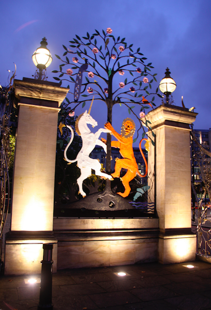 Queen Elizabeth Gate in Hyde Park by Jonathan Zurick.