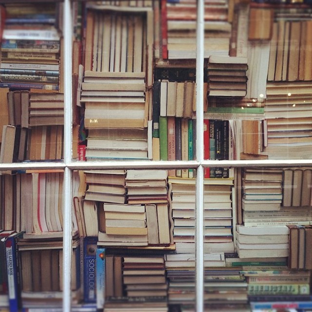 Books in Bloomsbury, by Maki Aoyama.