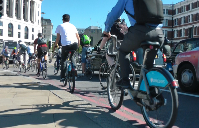 Barclays bike commuter near Black Friars Bridge