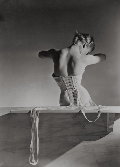 Corset by Detolle for Mainbocher, 1939 © Conde Nast/Horst Estate