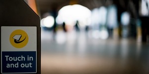 Labour Says Oyster PAYG Users Pay More Than Contactless