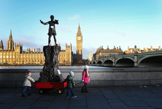 A group of little ones, accompanied a replica of the iconic Peter Pan statue to a position on the Albert Embankment, overlooking the Houses of Parliament.  The statue, adapted to feature a large hole in place of his tummy, has been commissioned by Ella’s Kitchen to urge all MPs not to ignore the importance of early childhood nutrition.

The placing of the statue in this location represents a final push in the aims of the Averting a Recipe for Disaster report.  Published in 2012 the report asked the 3 main parties to recognise the importance of early childhood nutrition by committing in their upcoming election manifestos to appointing a Government Advisor to coordinate an independent review of health, nutrition + food education for the under-fives.


Supporting information for IPTC
Britain is facing a health crisis. One in three of today’s children are overweight or obese and in stark contrast malnutrition is on the rise. The future health of our nation rests on the nutrition of today’s youngest children. 

Support our call for a ‘Food Manifesto for the Under Fives’ and help avert a disaster by sharing: “I support the #KidsFoodManifesto”
