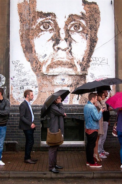 Braving the rain to queue for the last of the 2012 Free Range shows at the Truman Brewery. Photo: World of Tim