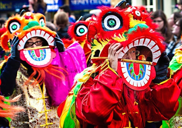 Peeking dragons. Photo: Paul Barber