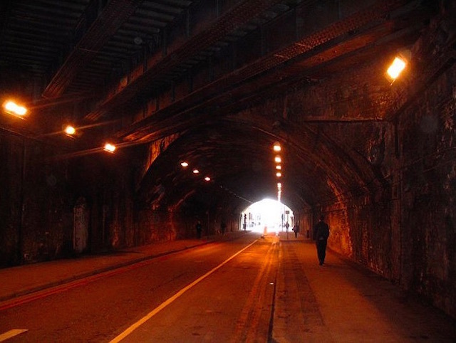 Bermondsey Street tunnel. Photo: Mike Atherton (2005)