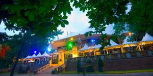 Booking Fingers Ready: New Opera Holland Park Season Opens