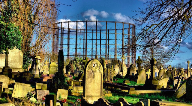 Kensal Green Cemetery. Photo: Nick Richards (2014)
