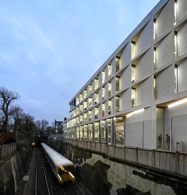 University of Greenwich, Stockwell Street Building (c) Hufton and Crow