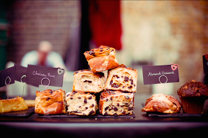 Pastries of Brick Lane. Photo: Nada Stankova (2011)