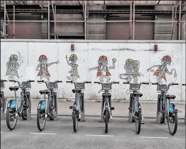 Street art and Boris bikes. Photo: Captured_moment (2011)