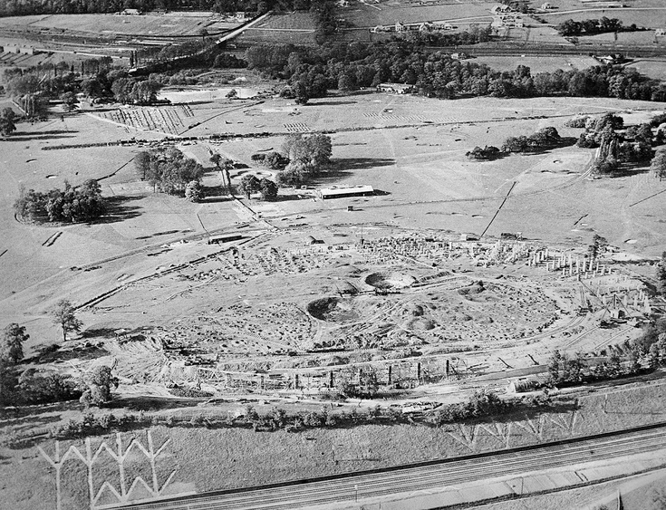 under_construction__empire_stadium_-later_wembley_stadium-__brent_london__1922_c_historic_england.jpg