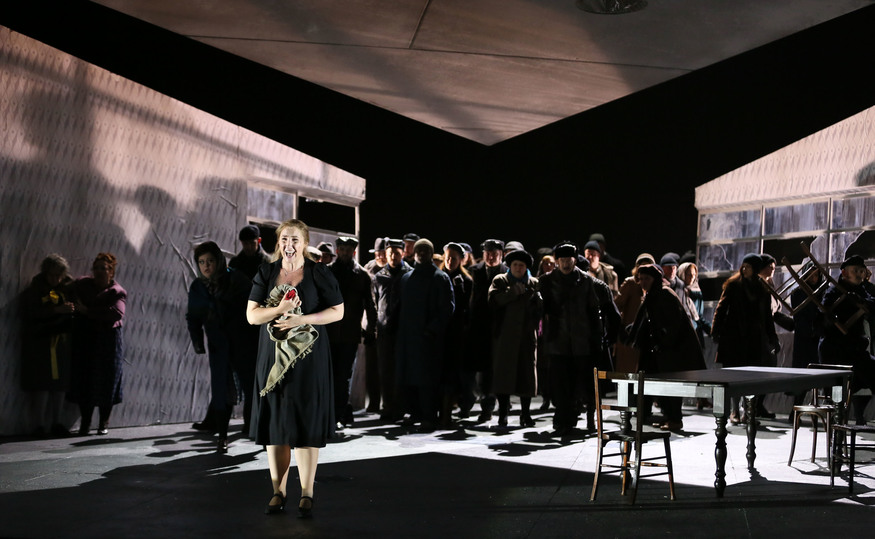 Laura Wilde as Jenůfa and the English National Opera Chorus © ENO / Donald Cooper