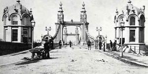Secrets Of Chelsea Bridge