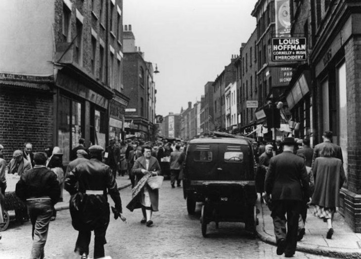 Best Curry Brick Lane >> In Photos: Brick Lane Through The Years | Londonist Best Curry Brick Lane >> In Photos: Brick Lane Through The Years | Londonist