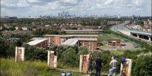 When Londoners Went Skiing On A Toxic Spoil-Heap