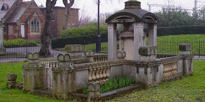 10 Of London's Most Interesting And Unusual Graves