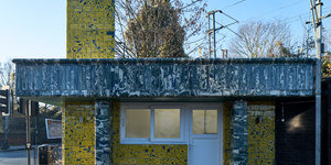 What's This Marble Building At Seven Sisters Station?