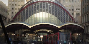 An Ode To DLR Trains