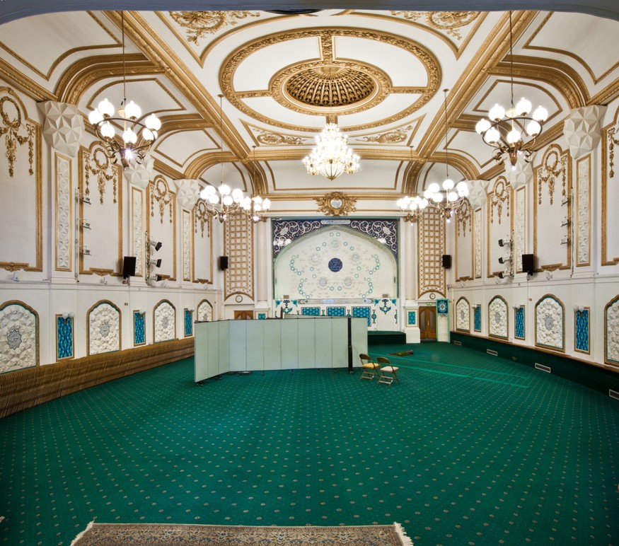 Ever Wondered What London's Mosques Look Like Inside? These Photos Show