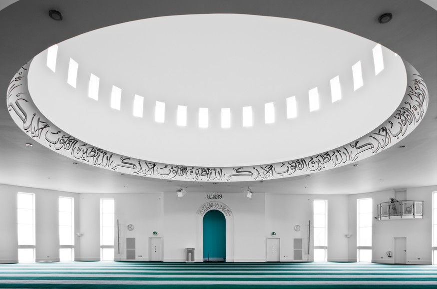 Ever Wondered What London's Mosques Look Like Inside? These Photos Show