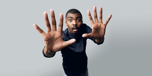 Loyiso Gola: Edgy Jokes With Butter-Wouldn't-Melt-Delivery