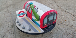 This Baker's Making Epic London-Themed Cakes