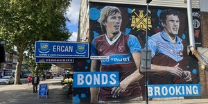 London Football In 11 Plaques And Statues
