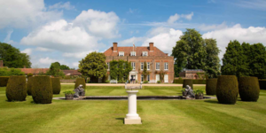 16 Spring Day Trips From London: April 2024