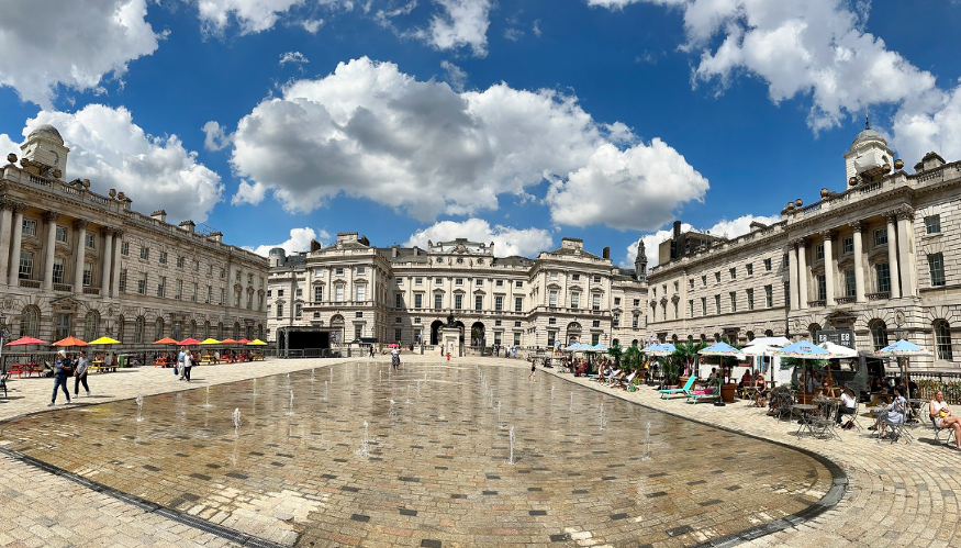 The courtyard of Somerset House in the sunshine