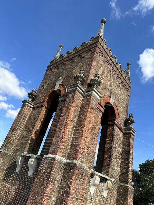 Carshalton Water Tower closeup