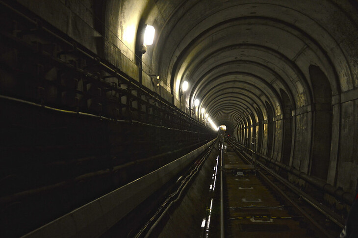 The Thames Tunnel between rotherhithe and wapping