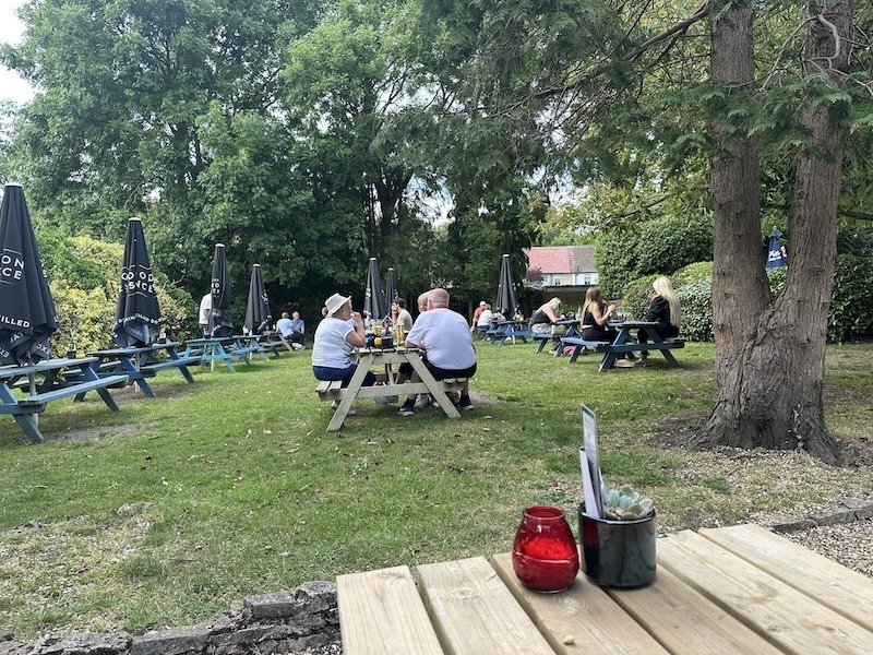 Cock inn cockfosters beer garden