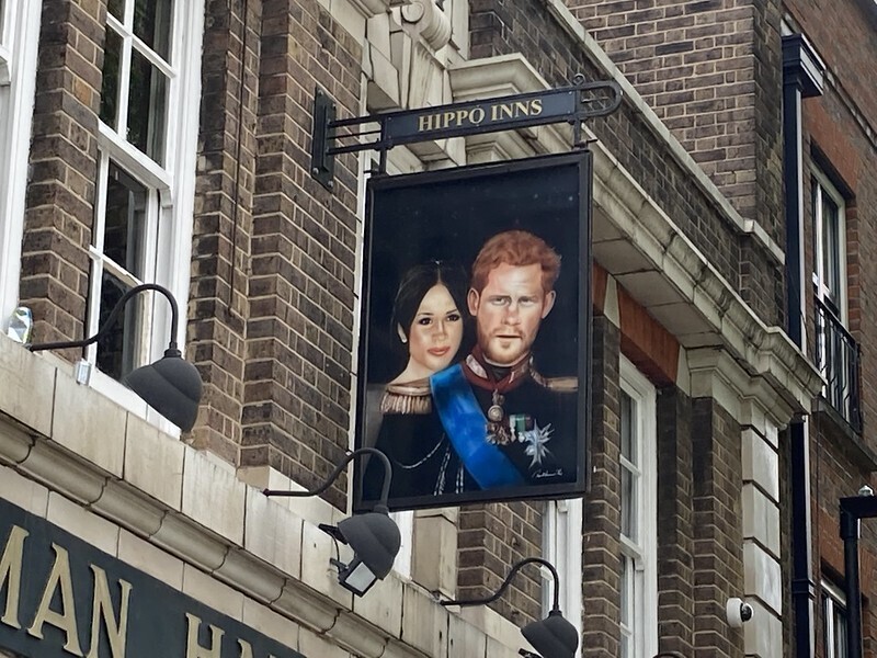 Duke of Sussex hanging sign