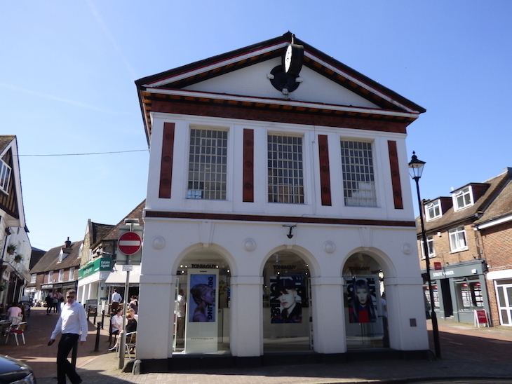 Visit Sevenoaks: a market building on the high street