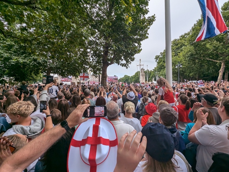 Crowds of people celebrating