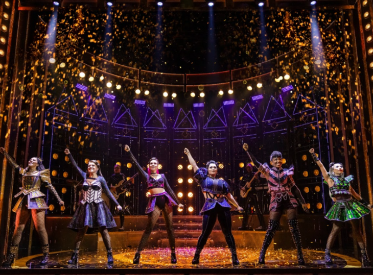 The cast of sIX
