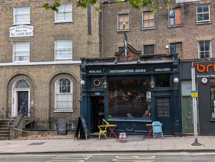 The front of the Southampton Arms