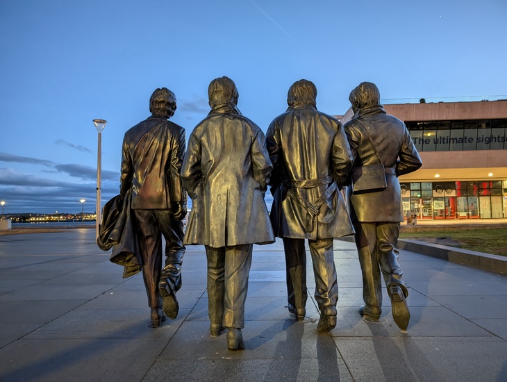 A statue of the Beatles