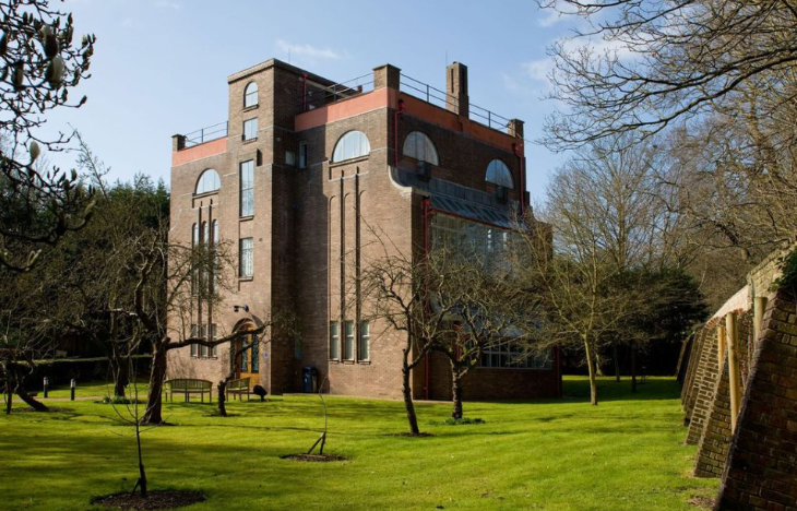 Things to do in London this autumn 2025: exterior of a brick building in a park