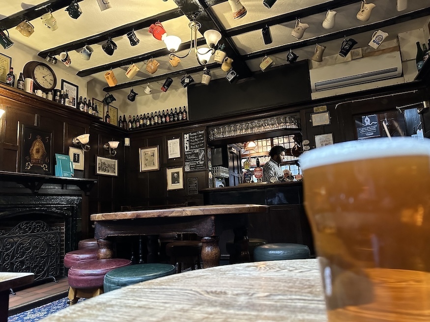 Old pub London